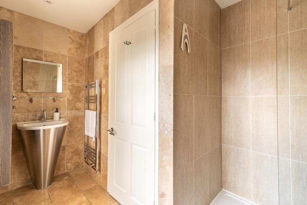 Look No Further The Stable Block In Beautiful Beaufort House 2 Bedrooms Бат Экстерьер фото