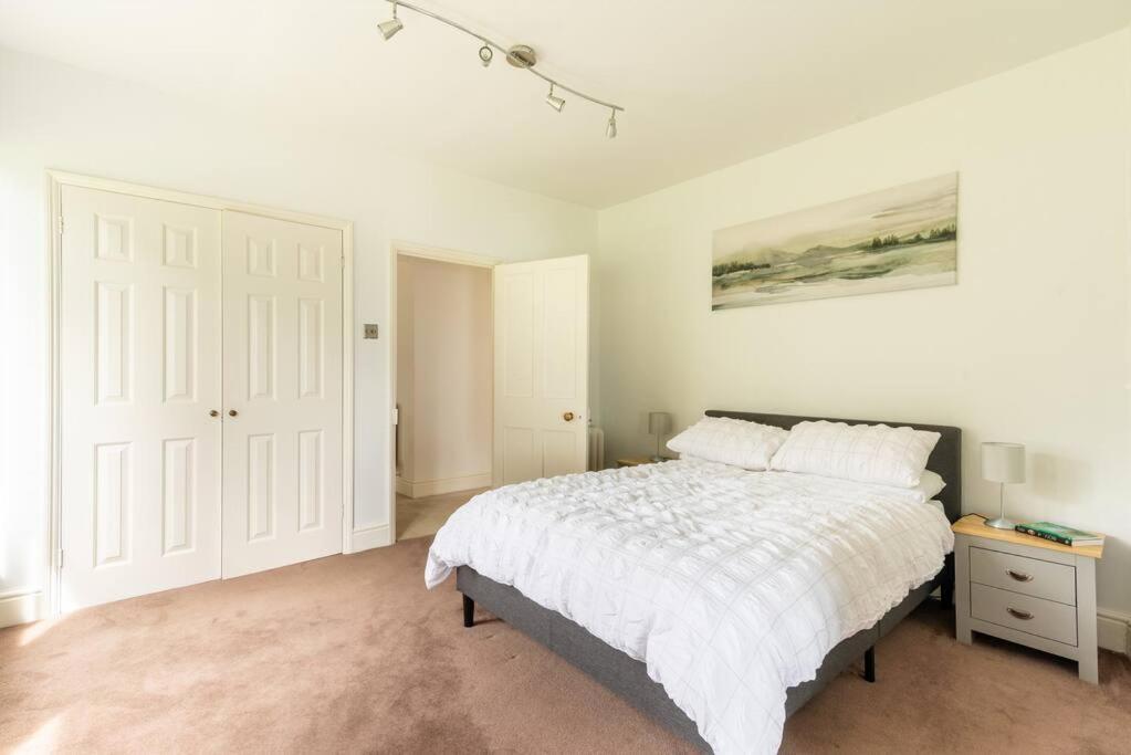 Look No Further The Stable Block In Beautiful Beaufort House 2 Bedrooms Бат Экстерьер фото