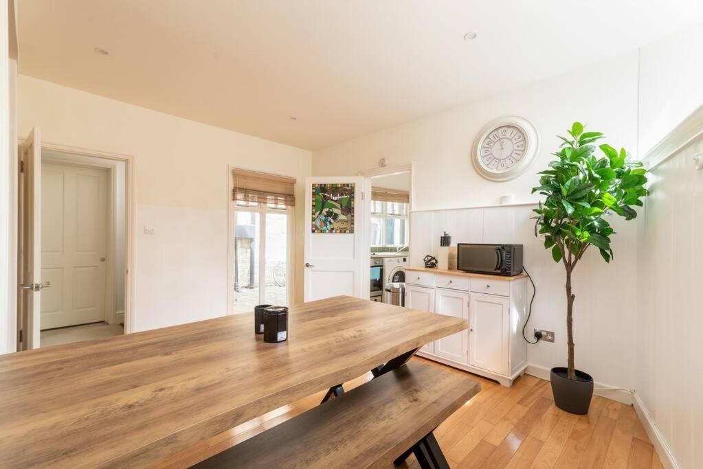 Look No Further The Stable Block In Beautiful Beaufort House 2 Bedrooms Бат Экстерьер фото
