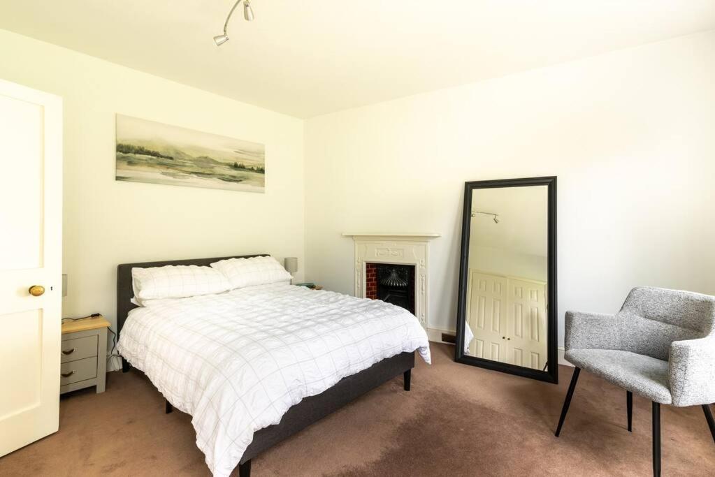 Look No Further The Stable Block In Beautiful Beaufort House 2 Bedrooms Бат Экстерьер фото